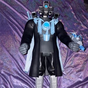 Skibidi Toilet Titan Mega Figs Cameraman Figure Toy